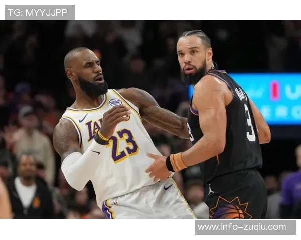 詹姆斯与狄龙激烈对峙互骂引发球场风波再升级